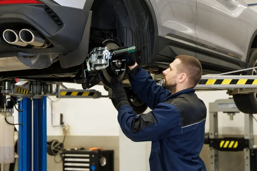mantenimiento preventivo y correctivo de un vehiculo