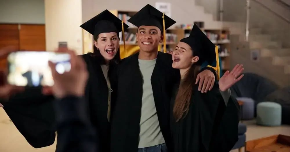 Países que ofrecen becas para estudiar en el exterior