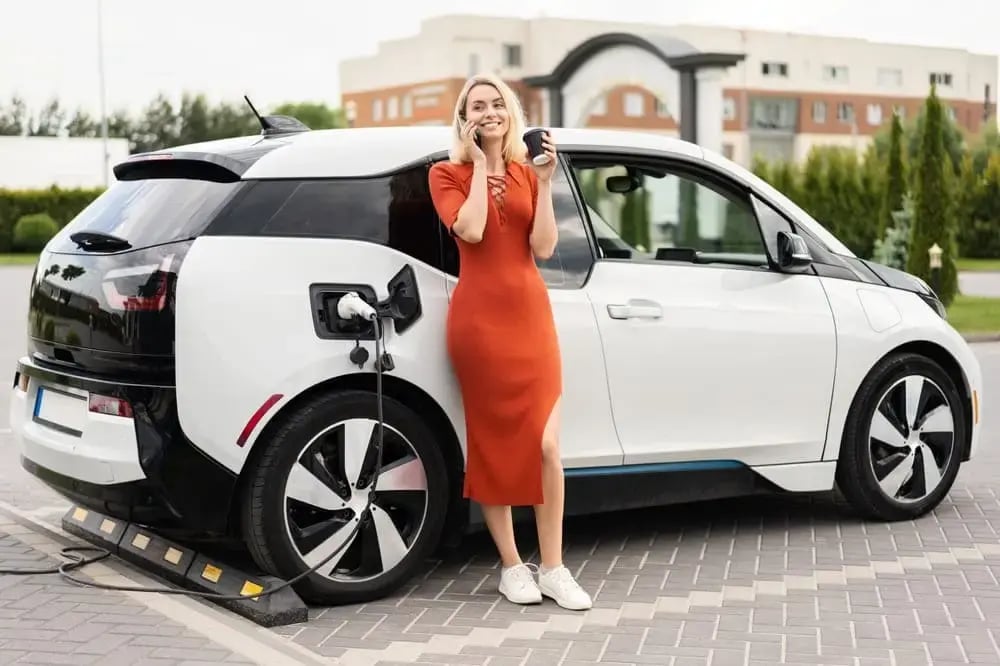 Vehículos Eléctricos: la revolución verde sobre ruedas